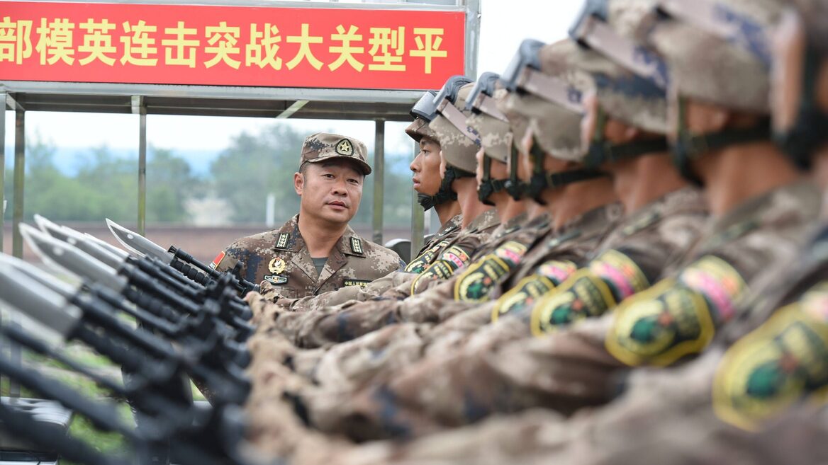 Білий дім звинувачує гіганта електронної комерції Alibaba у зв’язках з китайськими військовими. Як виправдовується компанія