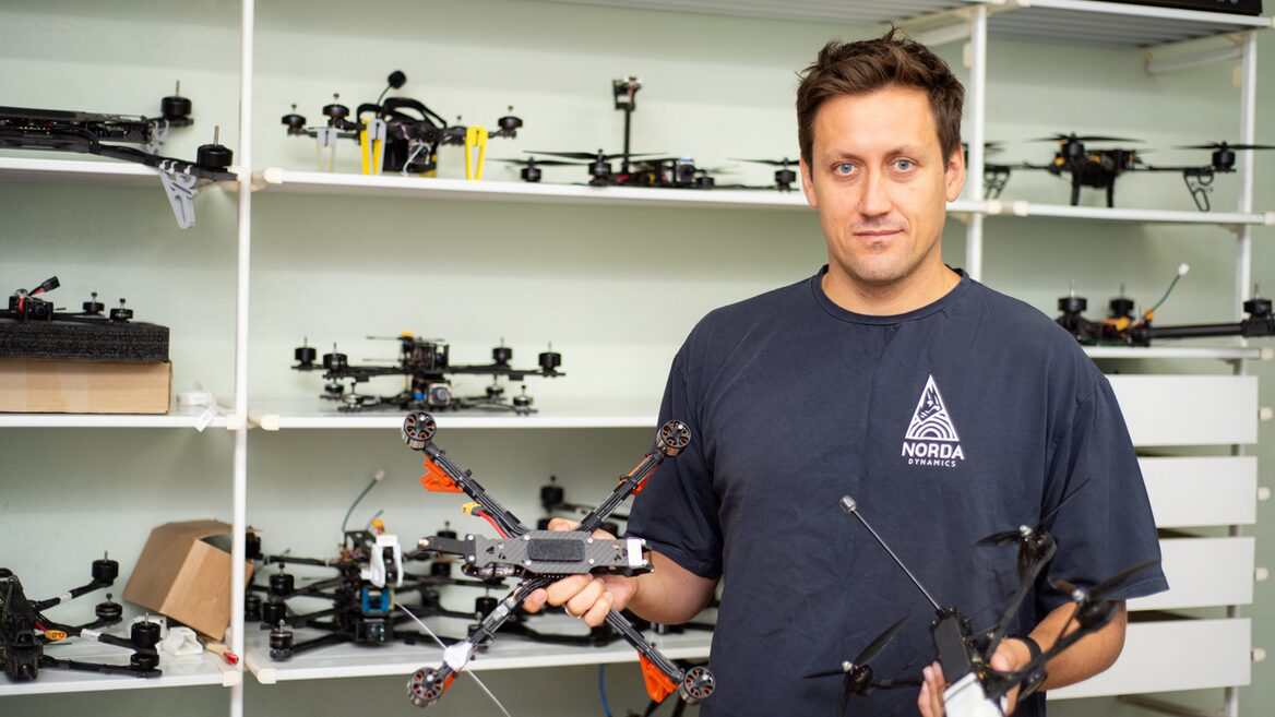 CEO української NORDA Dynamics порівняв появу автономного рою дронів з ядерною зброєю
