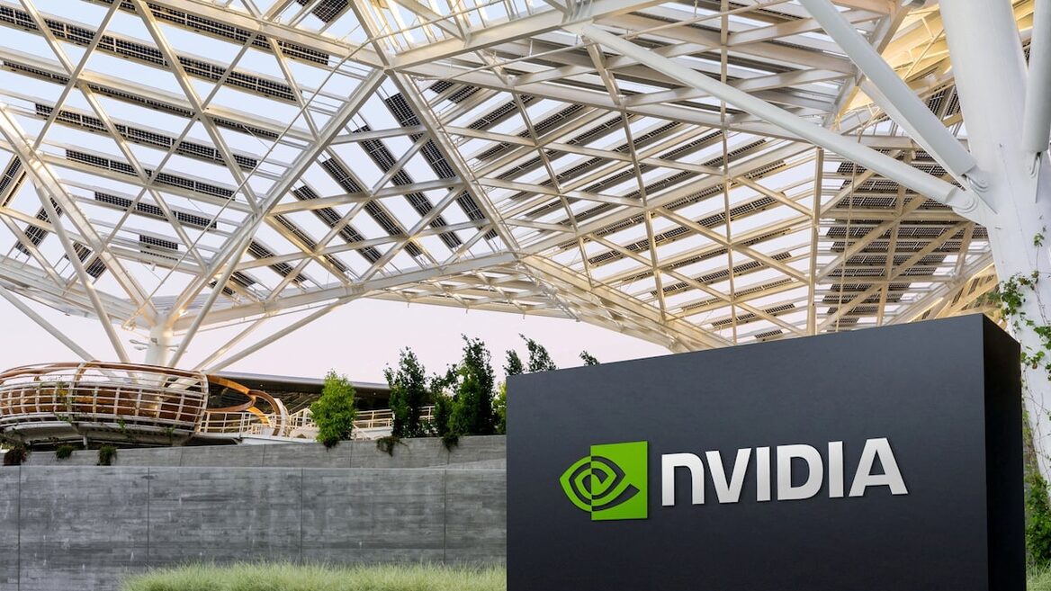Nvidia стала першою компанією з капіталізацією $5 трлн і зміцнила лідерство на ринку чипів