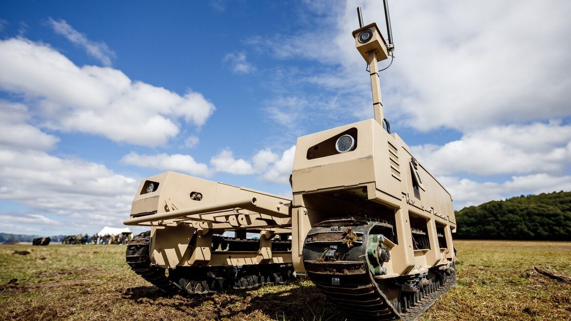 Зеленський анонсував, що «є-бали» тепер будуть нараховуватися за евакуацію поранених за допомогою НРК