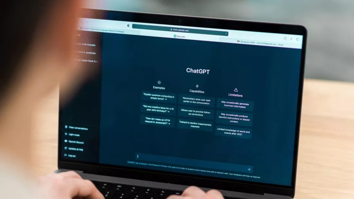 Збій ChatGPT розкрив приватні запити користувачів у Google Search Console