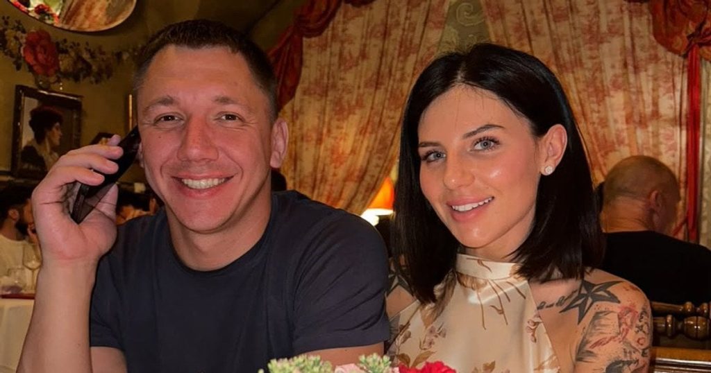 Колишній Чоловік Алхім: Життєвий Шлях та Особистість