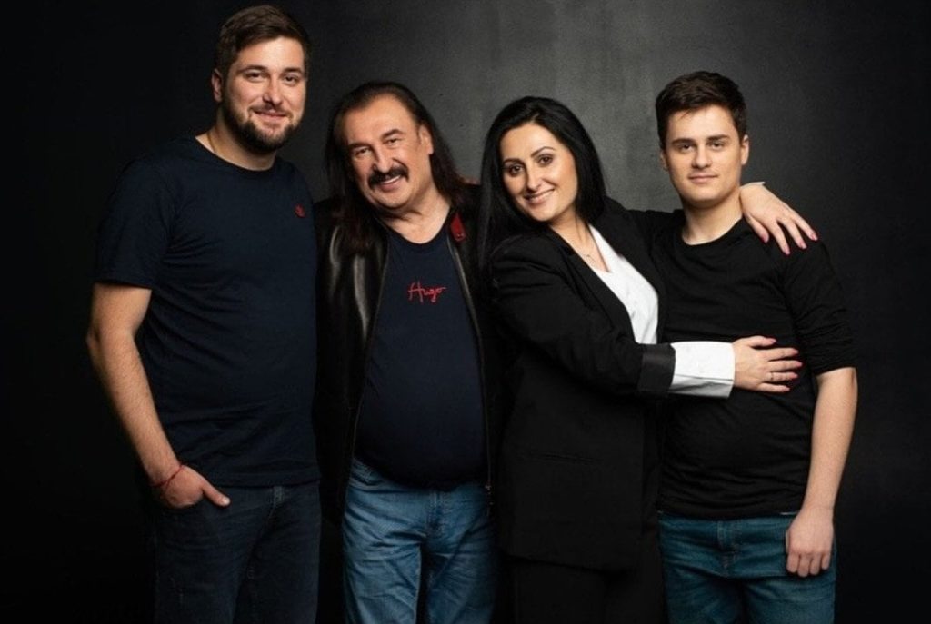 Степан Гига Семья Фото: подробности жизни и карьеры артиста